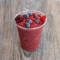 Berry Madness · Strawberries, raspberry, blackberry, blueberry, banana, apple juice and frozen yogurt.