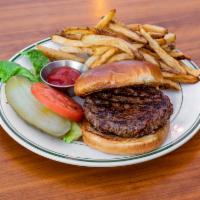 Build Your Own Burger · Lettuce, tomato, pickles, caramelized onions and gete sauce. Beef, chicken breast or beyond ...