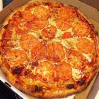 Fresh Tomato Pizza · 
