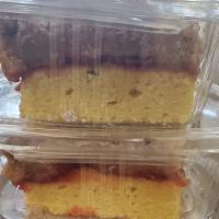 Crumb cakes  · Regular crumb cake 
Raspbery crumb cake 