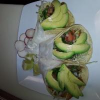 Fish tacos · 3 tacos with fillet of sole ,pico de gallo ,chipotlemayo, cheddar cheese, lettuce and avocado.