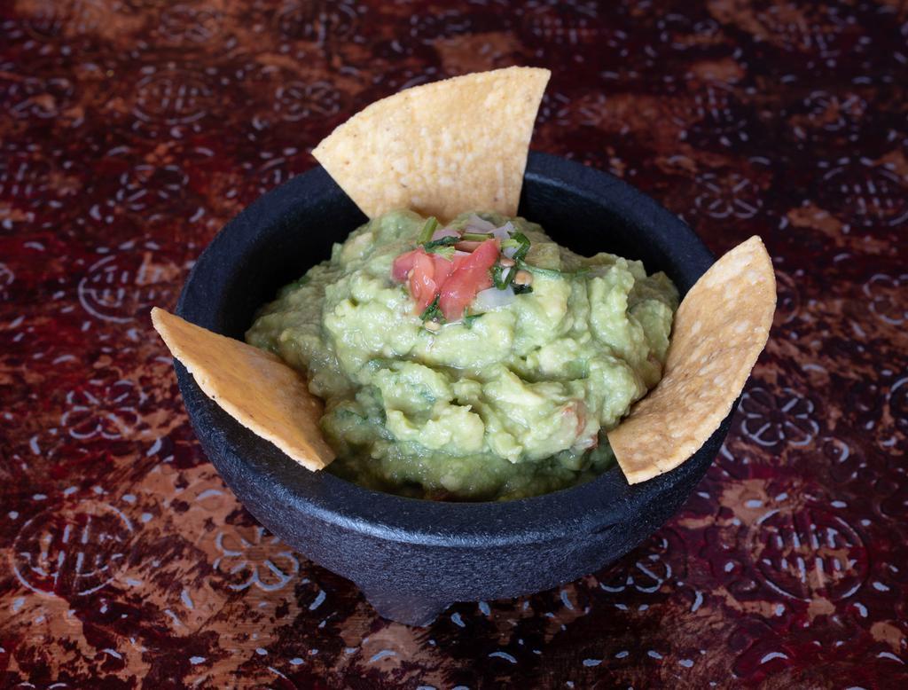 Guacamole and chips · 