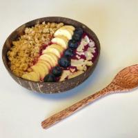 Dragon Fruit Smoothie Bowl · Smoothie Blend: Organic dragon fruit, banana, pineapple, blueberries, almond milk and light ...