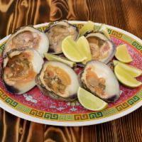 Raw Clams Appetizer · 8 pieces.