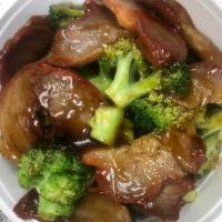 82. Roast Pork with Broccoli · 