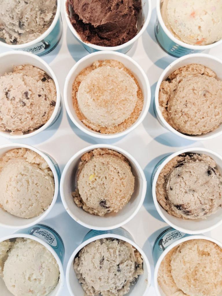 32 Scoops of Dough · 32 One scoop of dough with lids. Can choose flavors in quantities of 8 in groups of 32.