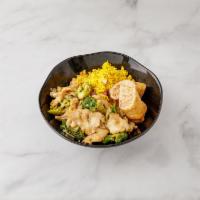 C5. Chicken with Broccoli · Served with egg roll and pork fried rice.