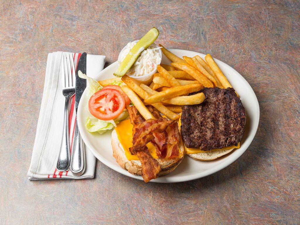 Raceway Diner · Breakfast · Dessert · Hamburgers · Kids Menu · Salads · Sandwiches · Soup · Wraps