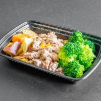 Basic Ground Turkey Meal · Cooked to perfection with your choice of 1/2 cup carb and 1 cup of veggies. Ground turkey, o...