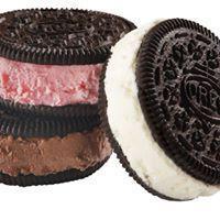 Oreo cookie sandwiches · 6 pack.