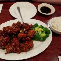 58. Hunan Chicken · Spicy.