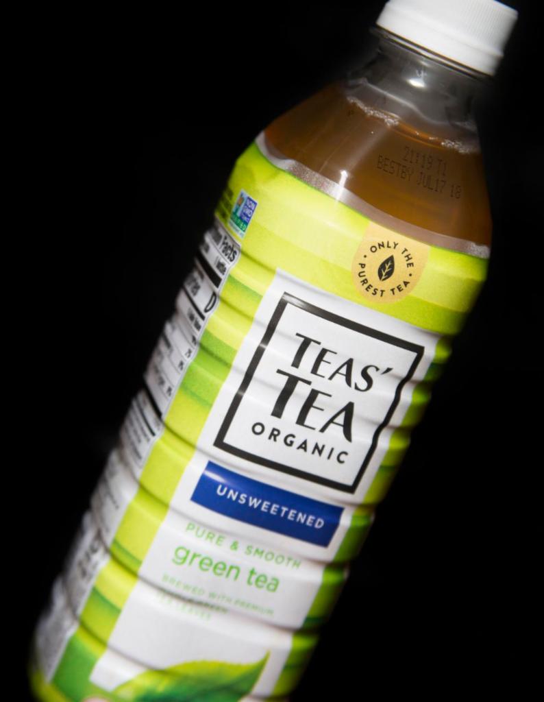 ITOEN Unsweetened Iced Green Tea · 16.9 oz.