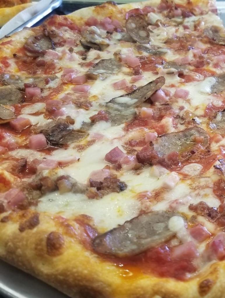 Meat Lover's Pie · Sausage, pepperoni, bacon and ham.