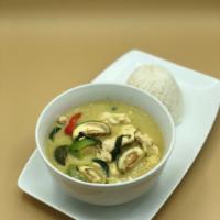 Gang Kiao Wan  · Green curry w/ Thai eggplant, bell pepper, basil, kaffir lime leaf, coconut milk, and choice...