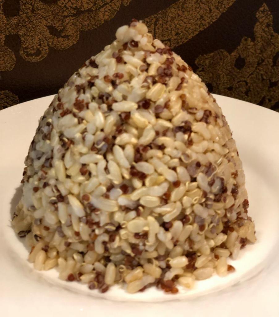 Kow Glong Quinoa (Quinoa Brown Rice Mix) · Cooked Quinoa with brown rice.