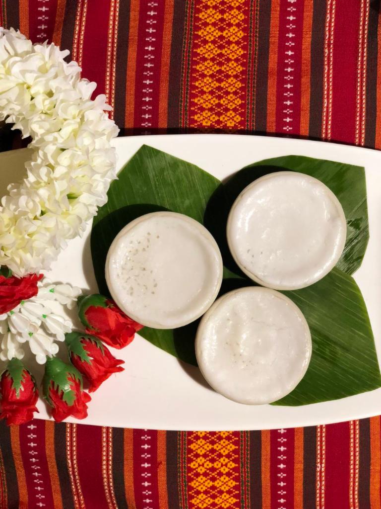 Kanom Tuay (Thai Coconut Custard - 3 cups) · Rice flour, palm sugar, coconut milk