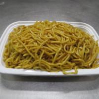 Plain Lo Mein · Stir fried noodle dish.