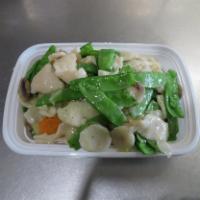 Chicken with Snow Peas · Poultry with snow peas.