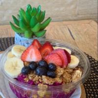 The Fifty/ Fifty · Acai blend base, Pitaya, granola, strawberry, banana, blueberry