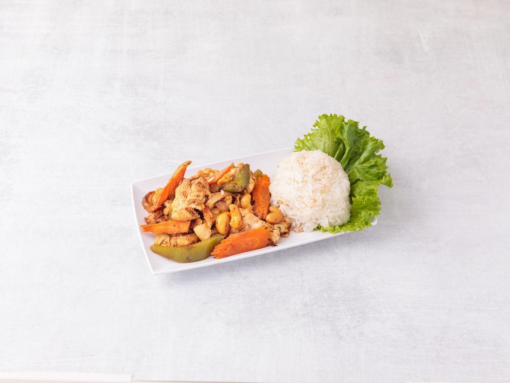 7. Cashew Stir Fry · Cashew nut, onion, carrot and bell pepper in chili paste sauce.