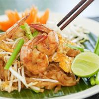 Pad Thai Noodle · Stir fried thin rice noodle with egg, peanut, bean sprouts and scallions in house tamarind s...