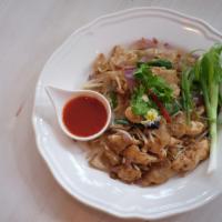 Bangkokian Kua Gai Noodle · Stir-fried broad flat noodle, chicken, red onion, bean sprout, scallion, sesame oil and egg ...