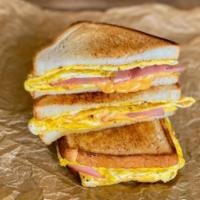 2 Eggs and Ham Breakfast Sandwich  · Boar’s Head® Turkey Ham