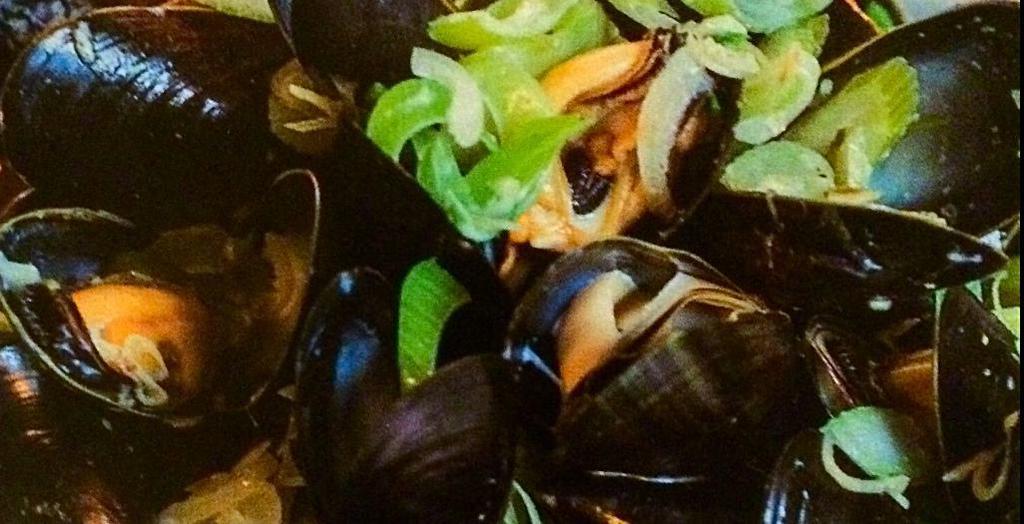 Mussels · 2 lbs.