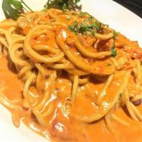 Zaffron Taglierini Lobster · Homemade linguine in a Lobster pink sauce with lobster meat. (a little spicy)