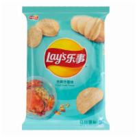 Lays Chips Fried Crab Flavor 70 gram · 乐事 黄金炒蟹味薯片 70G