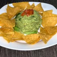 Guacamole with Chips · 8 oz.