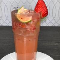 Strawberry Lemonade ·  Limonada de Fresa