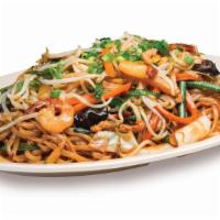 Bokkeummyeon · Pork, shrimp and assorted vegetables are stir-fried with noodles in special oyster sauce.