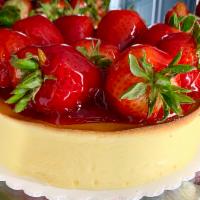 Strawberry Cheesecake  · Serves 10 people.