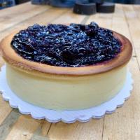 Blueberry Fruit Cheesecake · Serves 10 people.