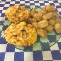 Bacan Egg & Cheese Bagel Toppers · 2 Bacan Egg & Cheese Bagel Toppers with Potato Tots