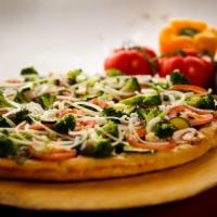 Vegetable Pizza · Spinach, broccoli, mushroom, pepper, onion, garlic, and plum tomato.