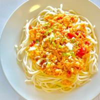 Noodles with Tomato Egg Sauce 西紅柿打滷麵 · 