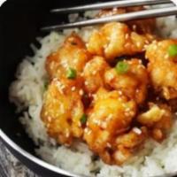 Sesame Chicken Special · Served with broccoli in brown sauce and sesame seed on top. Served with white rice.