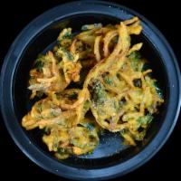 Onion-Potato-Spinach Pakora Nests (5pcs, GF, Vegan) · Extra crunchy fritters with chickpea and rice flour, sweet tamarind sauce, mint sauce
