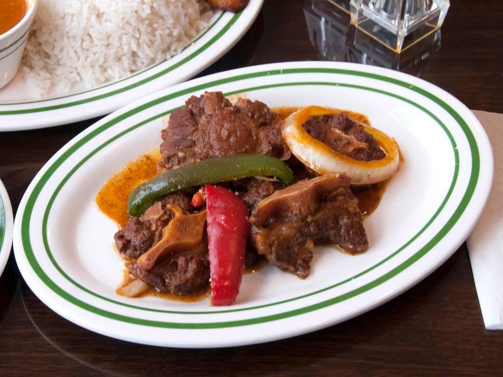 Rabo Guisado · Oxtail stew.
