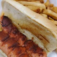 Zweigle Red Hot Dog with Fries · 