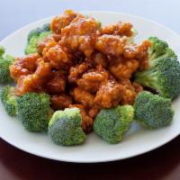 H3. General Tso' Chicken · Chicken lightly battered and fried. Served with chef's special sauce. Served with white rice...