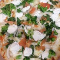 Large White Deluxe Pizza · Olive oil, garlic, mozzarella cheese, ricotta, tomatoes, spinach, broccoli and onions.