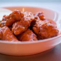 15 Wingers · Fresh jumbo party wings with your choice of wing sauce & dipping sauce. 1 dipping sauce per ...