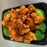 H5. General Tso's Chicken · Chunks of boneless chicken sauteed in  General Tso's sauce .Hot & Spicy. Served with white r...