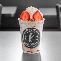 Fresas Con Crema · Strawberries with cream topped with whipped cream.