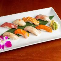 Chef's Choice Nigiri Plate  · 8 pieces.