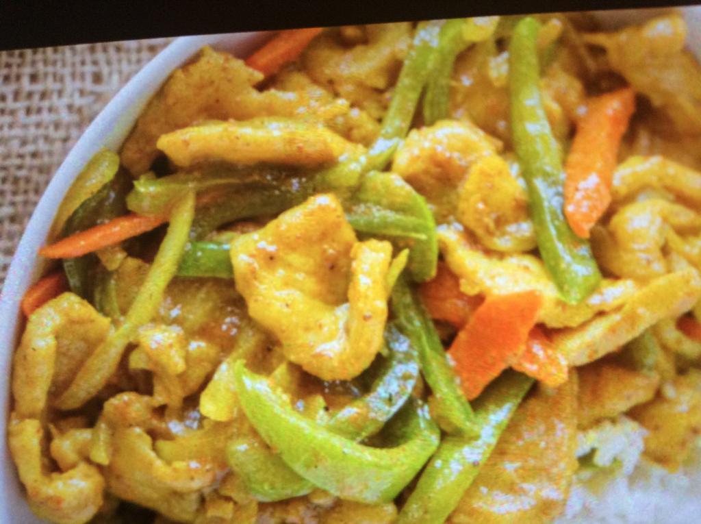 76. Curry Chicken with Onion · Hot and spicy.