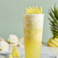 Fresh Pineapple Slush · Fresh Pineapple Slush With Fourseason Oolong Tea and White Boba.700 ml.